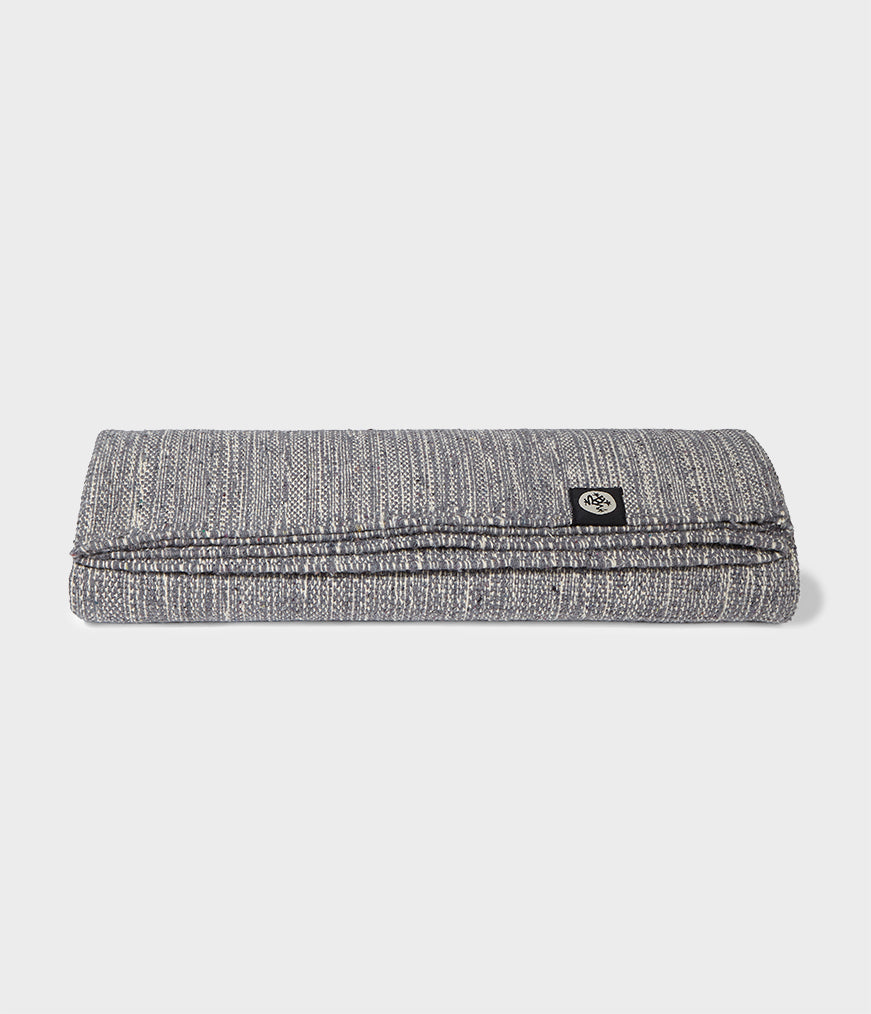 1F20P1866-SHALA-YOGA-RUG-71-GREY-HEATHE_04.jpg