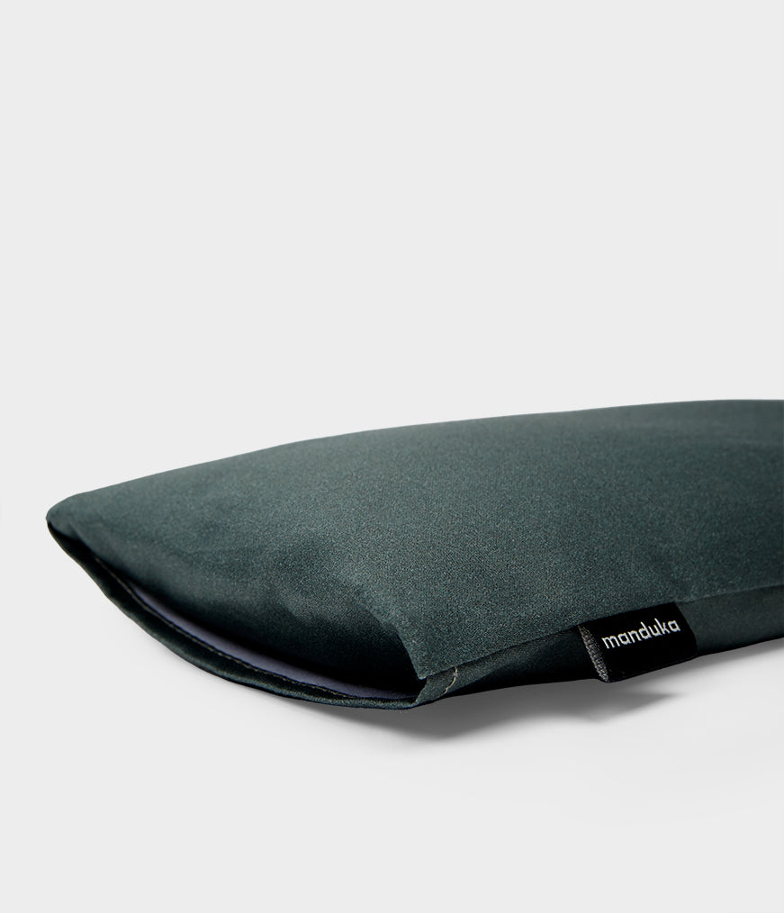 473010760_EYE_PILLOW-SCENTED_DEEP_SAGE_05.jpg
